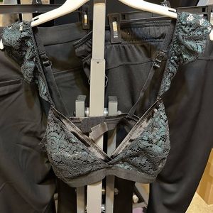 Fantasy Lingerie Bra - Black with Green Accent Lace - 1X/2X
